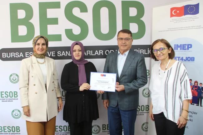 Bursa'da kadın kaynak ustaları iş başında