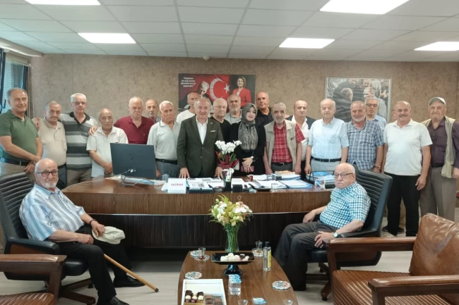 Başkan yardımcısı Arcan'a mahallesinden anlamlı ziyaret