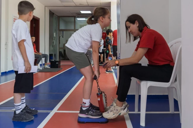 Geleceğin şampiyonları İzmir'de yetişiyor