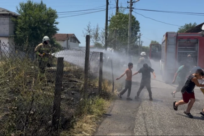 Düzce'de korkutan yangın! Alevler bahçede başladı