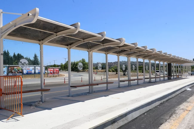 Sakarya'da metrobüs hattının ilk etabı için tarihi gün