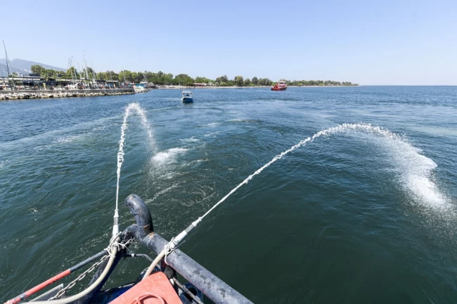 İzmir Körfezi'nde alg patlamalarına karşı çevreci çözüm: Modifiye kil