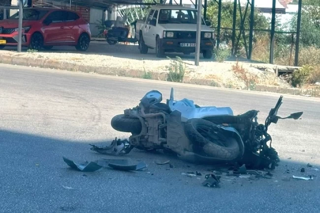 Antalya Kumluca'da trafik kazası: 1 yaralı