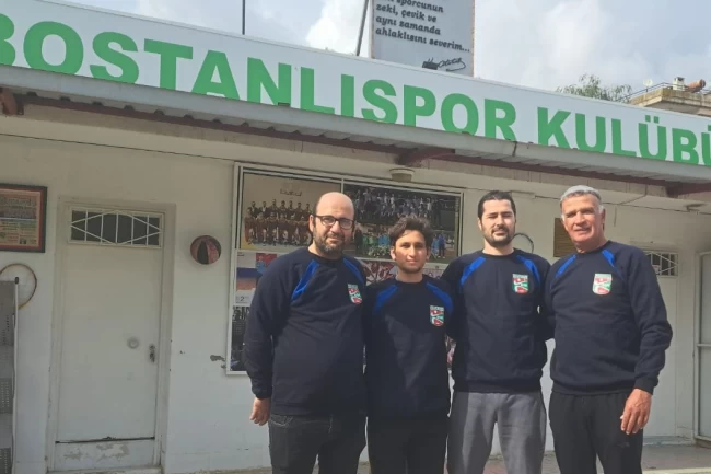 İzmir'de Bostanlıspor kendi antrenörünü kendi yetiştiriyor