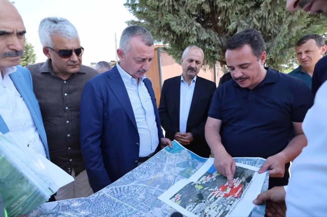 Başkan Büyükakın'dan Gebze'deki çalışmalara yakın mercek
