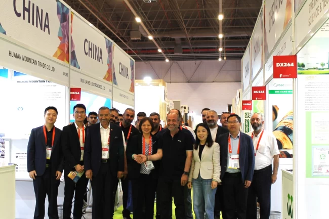 Bursalı marketçiler İstanbul'da ticari köprüler kurdu