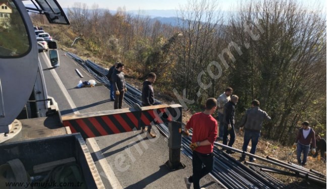 PROFİLLER, ETRAFA SAÇILDI..