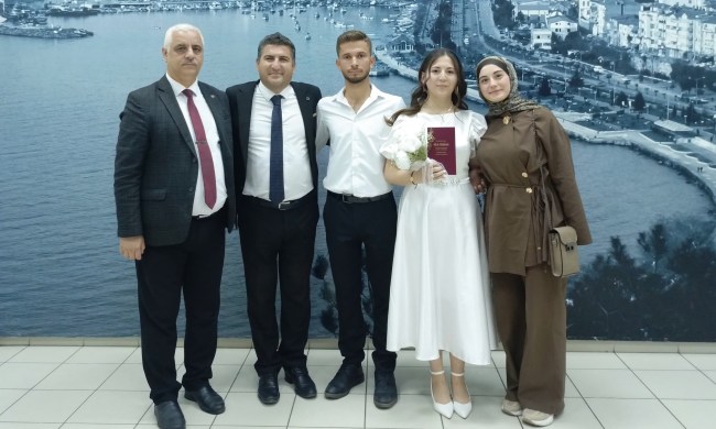 Eren Aydoğan dünyaevine girdi