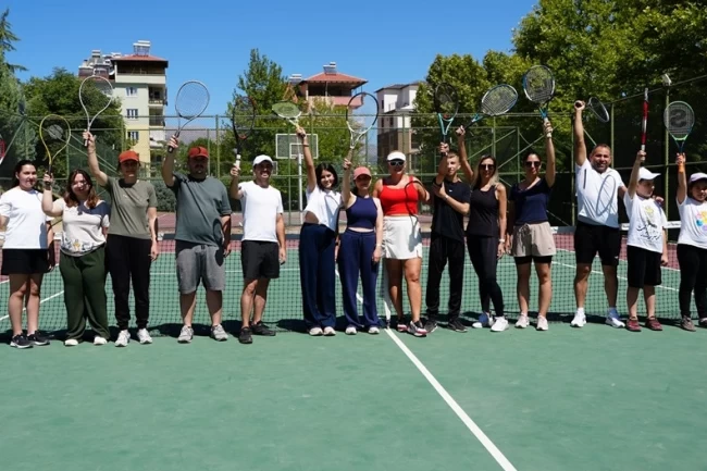 Denizli'de "Yaz Spor Kursları" 12 ilçede başladı