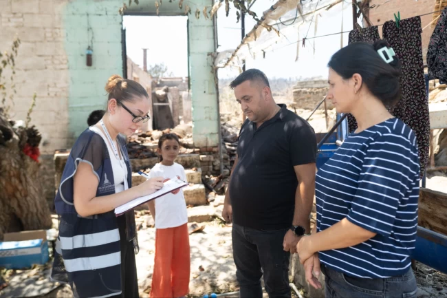 İzmir'de yangın mağdurlarına destek... Ekipler sahada