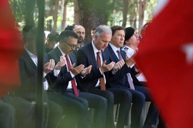 Bursa İnegöl'de 15 Temmuz şehitleri dualarla anıldı