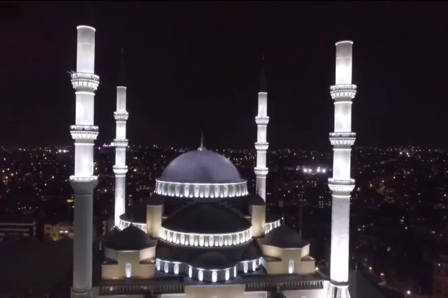 15 Temmuz'un 9. yılında 90 bin camide sela yankılandı