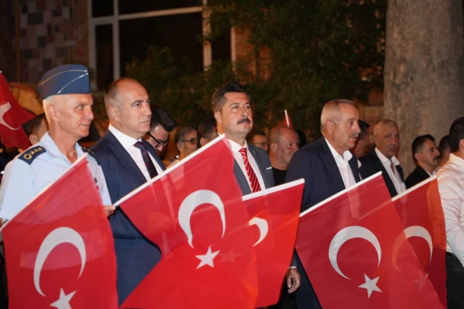 Yenişehir 15 Temmuz'da yine meydanlardaydı