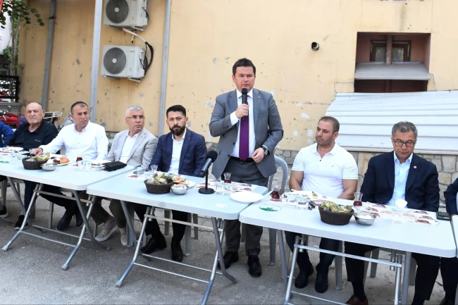 Bursa Osmangazi'de mahalle buluşmalarıyla sorunlara hızlı çözüm