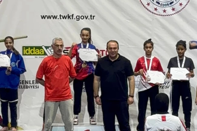Konya Meramlı sporculardan Balkan Şampiyonası'nda çifte zafer