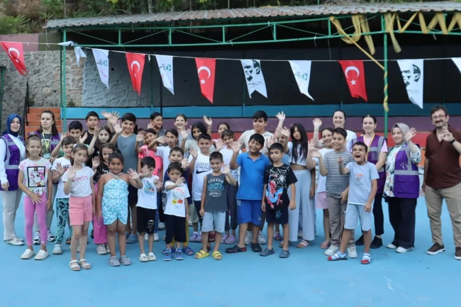 İzmit'te yaz neşesi Terzibayırı'nda