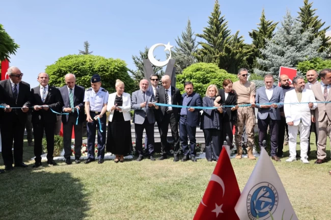 Kayseri Üniversitesi'nde "Şehitler Anıtı" açıldı