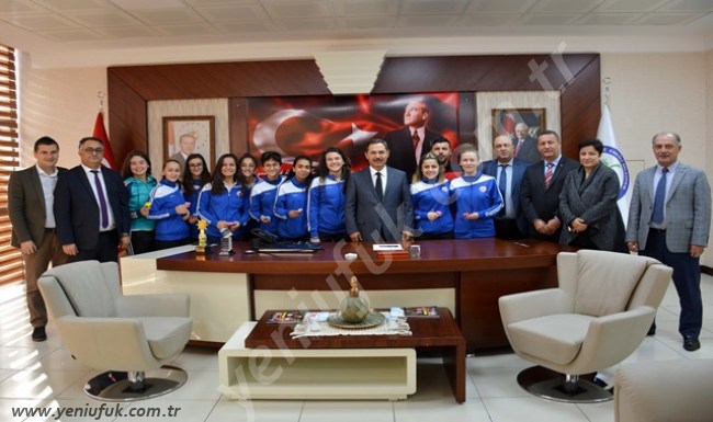 UYSAL’DAN “ALTIN KIZLAR”A ALTIN!