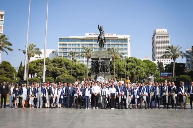 Dokuz Eylül Üniversitesi 43. yılını kutladı