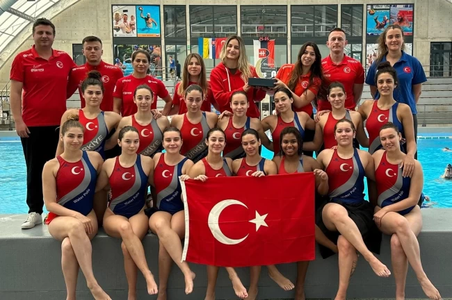 Sutopu Milli Takımı İzmir'e kamp kurdu... Avrupa Şampiyonası'na İzmir'de hazırlanıyorlar