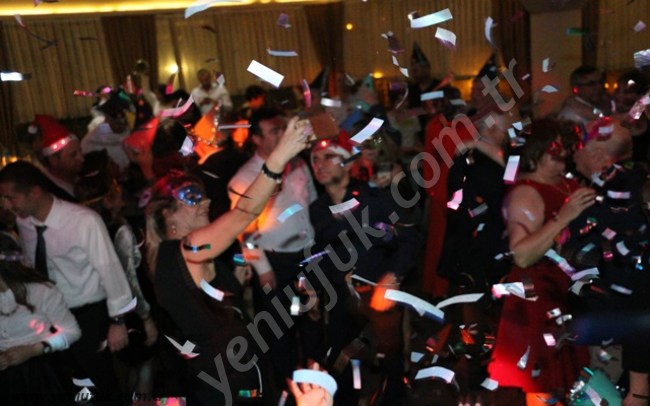 EREĞLİ YENİ YILA COŞKUYLA GİRDİ