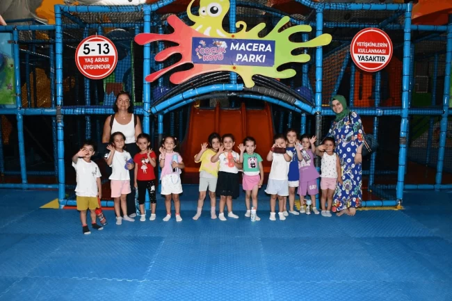 Bal Çocuk'un minikleri Çocuk Köyü'nde doyasıya eğlendi