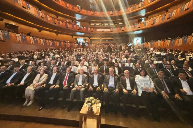 AK Parti 57. Bursa İl Danışma Meclisi toplandı... Ulaşımdan Bursa'ya 266,8 milyar TL'lik yatırım müjdesi