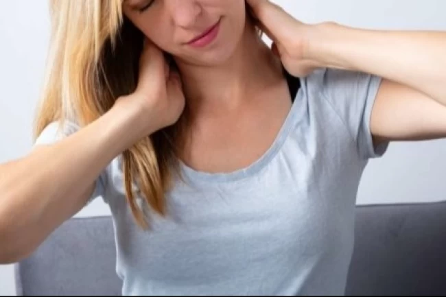 Yaz sıcaklarında omurga sağlığına dikkat