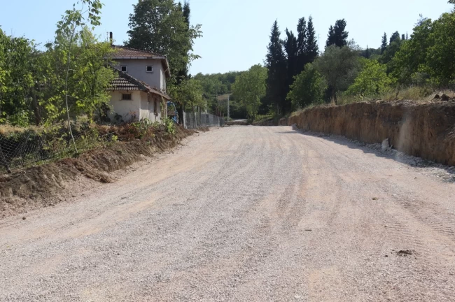 İzmit Belediyesinden Arızlı Mahallesi'ne yeni imar yolu