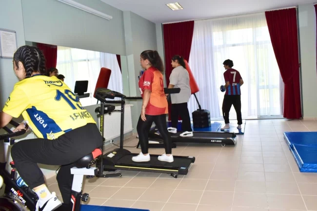 Bursa'da Bala Hatun'da çocuklara sağlıklık adım