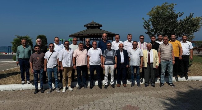 AK Parti Meclis üyesi Sevim'den basına 24 Temmuz jesti