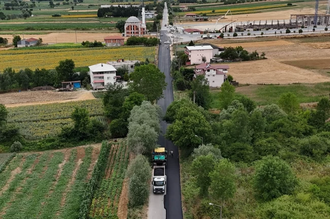 Başkan Alemdar, Kaynarca'da asfalt çalışmalarını yerinde takip etti