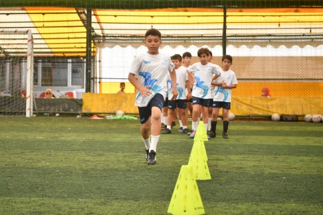 İstanbul Beylikdüzü'nde yaz spor okulları başladı