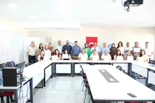 Bursa Yıldırım'da kamu çalışanlarına işaret dili eğitimi