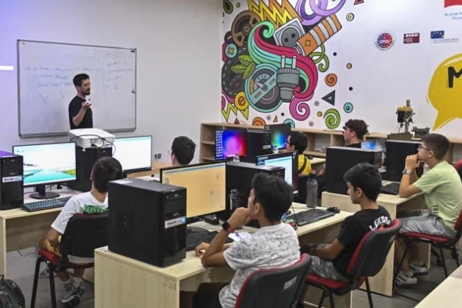 Antalya Muratpaşa'da teknolojiye ilk dokunuş