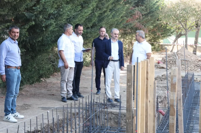 Çiftçi, e-sınav merkezi ve santral binası inşaatlarını inceledi