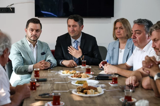 SASKİ Genel Müdürü Sakallıoğlu, Mahmudiye'de altyapı taleplerini dinledi