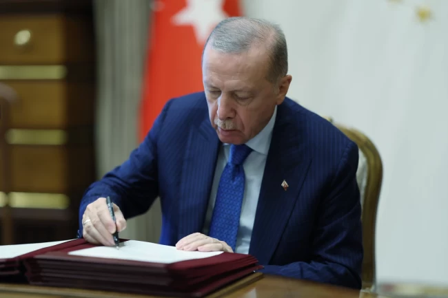 YAŞ kararları Resmi Gazete'de