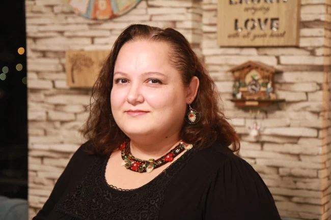 Önce Aile Derneği'nden "Yılın Rol Modeli Ödülü" sanatçı Eylem Erdem Uğurlu'ya