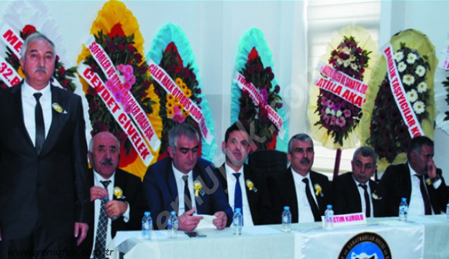 KONGREDE, KAMPÜS HATIRLATMASI..