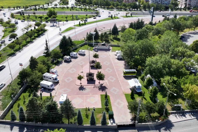 Karavan tutkunlarından "Karatay Karavan Parkı"na yoğun ilgi
