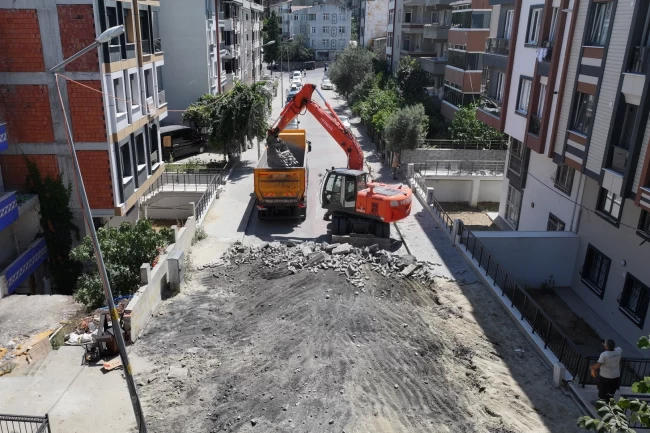 İstanbul'da alt ve üst yapı yatırımlarına devam