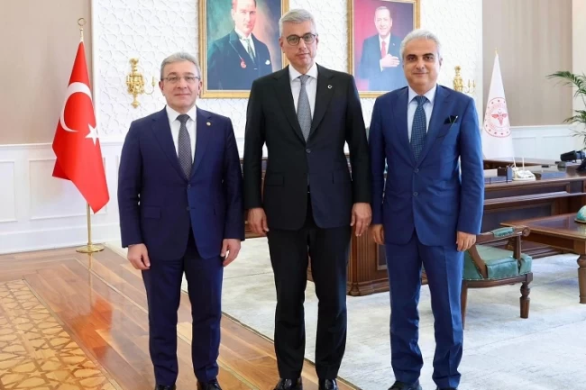 DEÜ Rektörü Yılmaz'dan Ankara'da önemli mesai