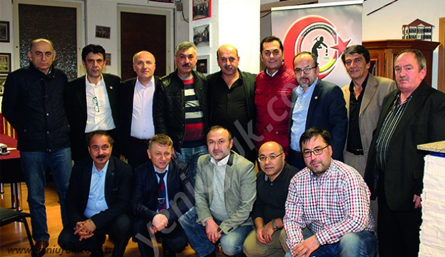 GURBETTE KENETLENME!.. KASTAMONULU SANATÇI YILMAZ, DERNEĞE ÜYE OLDU..