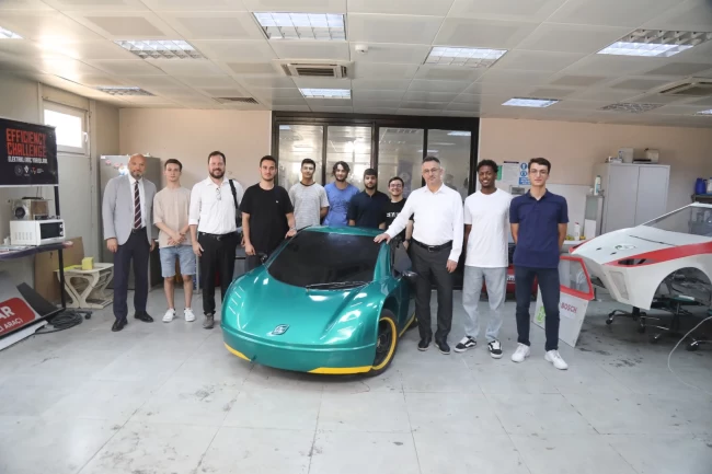 BTÜ'lü öğrenciler hidrojenli araç üretiyor