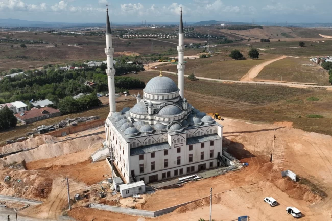 Gebze Tabduk Emre Camii'ne Büyükşehir eli