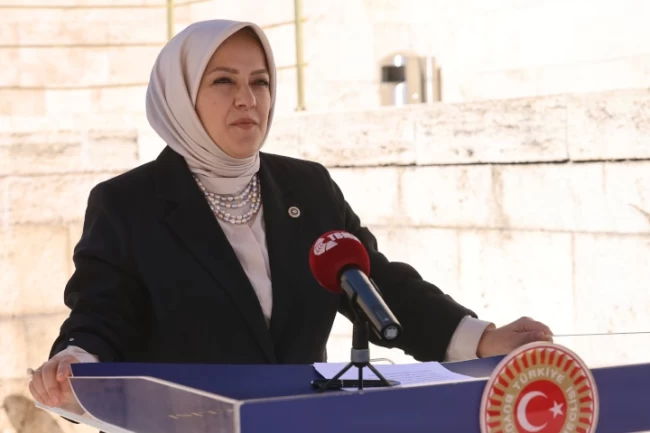 Milletvekili Ün: TC kimlik numaraları bir defaya mahsus değiştirilmeli!