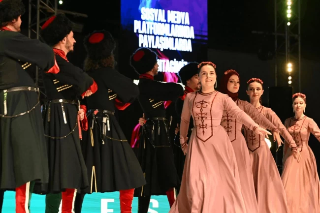 Balıkesir Orhanlı Çerkes Festivali'nde coşku ve birlik rüzgarı esti