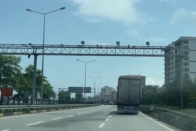 Karadeniz Sahil Yolu'nda trafik EDS ile güvende