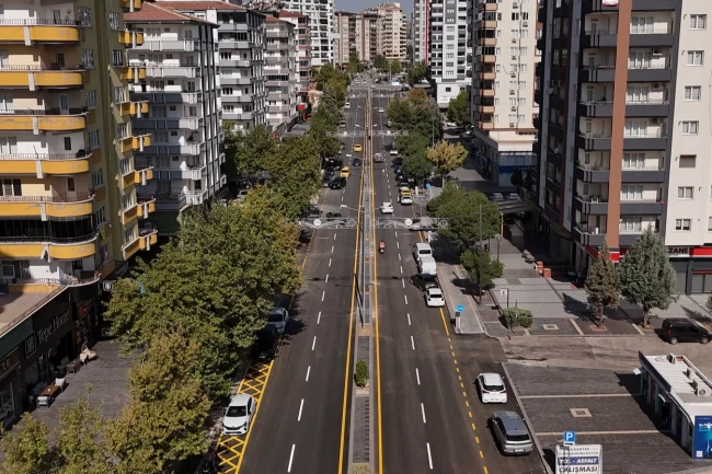 Gaziantep Büyükşehir'den kent genelinde asfalt seferberliği!